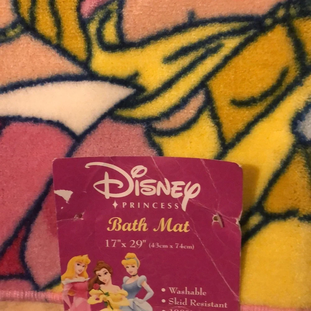Mat bath Disney Princesses new 17” x 29” Jay Franco and Sons Inc acrylic